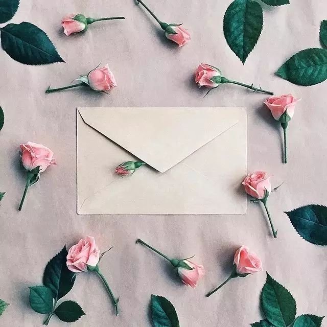 懂事之前,情动以后,长不过一叠情书