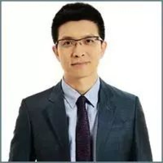 一本正经说段子的央视主持人,火了!