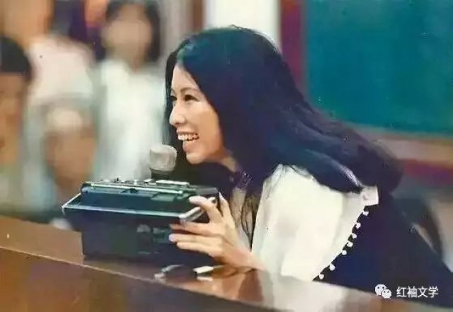 三毛:人情冷暖正如花开花谢