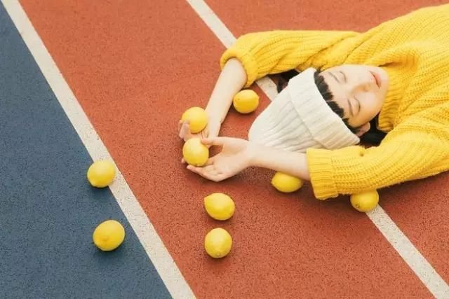 文|好的人生,从不活在别人的评价里