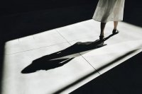 三观 | 是谁杀死了22岁的中国女人?